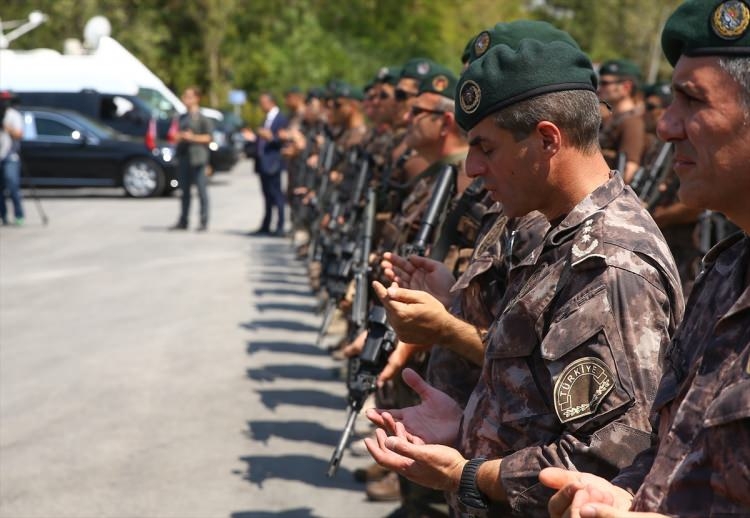 Erdoğan, Özel Harekat Daire Başkanlığı'nı ziyaret etti 18