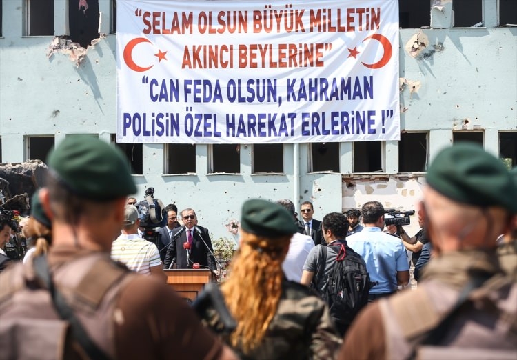 Erdoğan, Özel Harekat Daire Başkanlığı'nı ziyaret etti 22