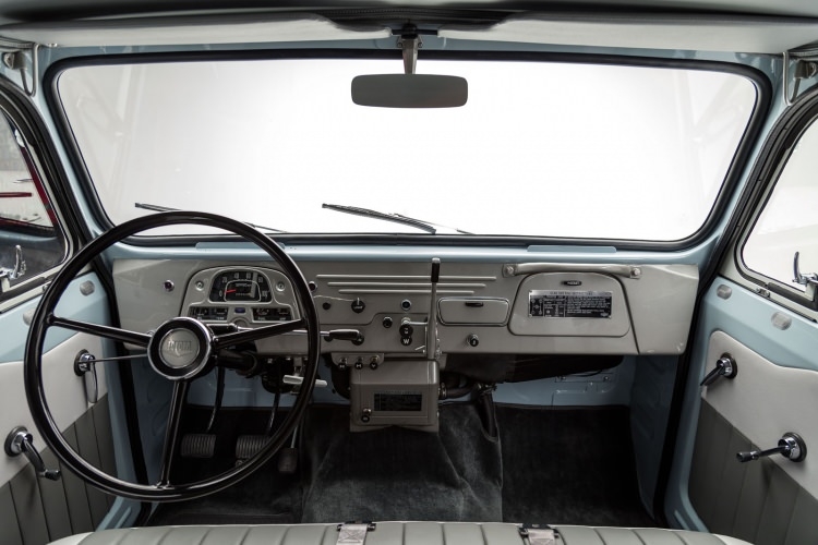 Eski Toyota Land Cruiser'ın bir de son halini görün 13