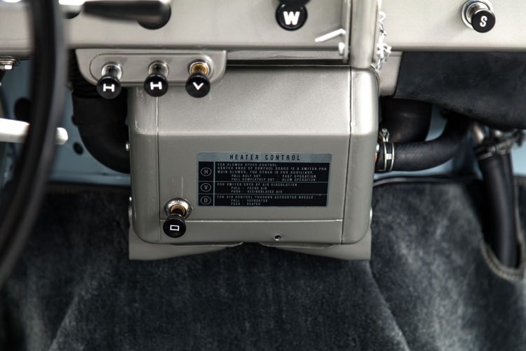 Eski Toyota Land Cruiser'ın bir de son halini görün 17