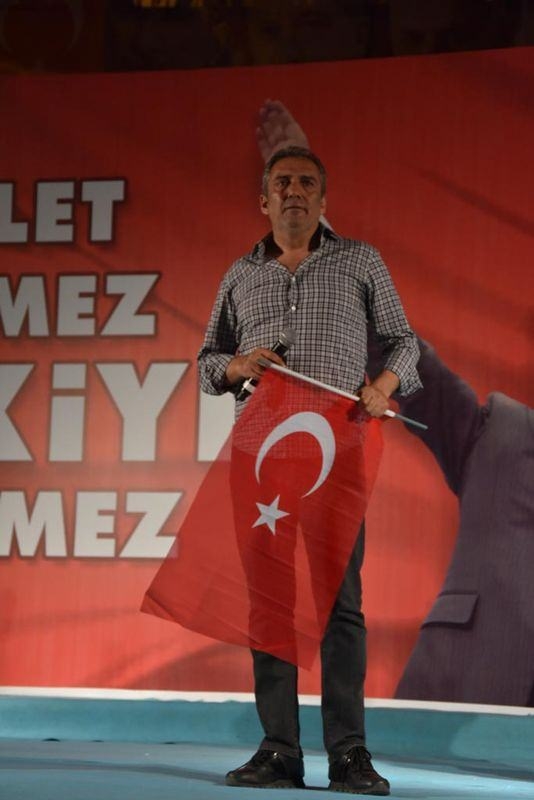 Demokrasi nöbetlerine katılan ünlüler 14