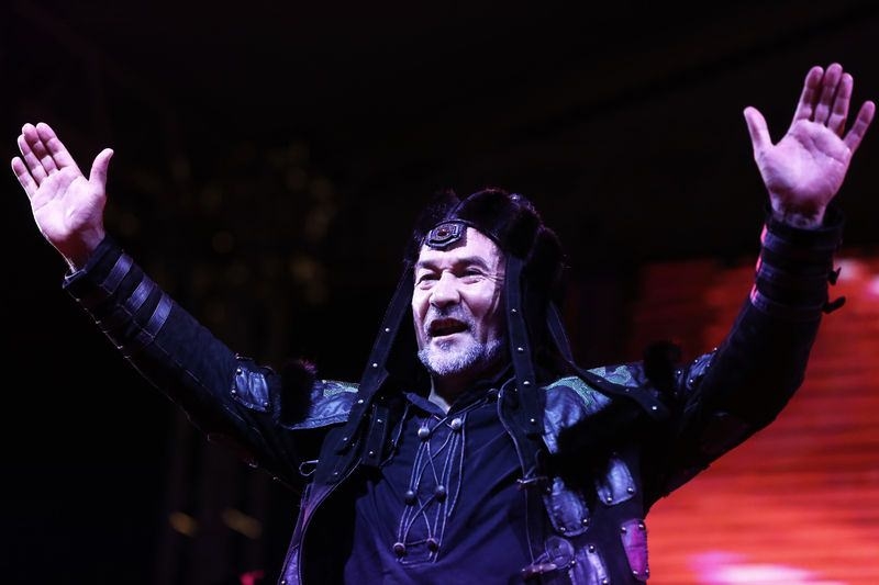 Demokrasi nöbetlerine katılan ünlüler 32