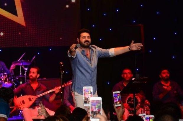 Demokrasi nöbetlerine katılan ünlüler 33