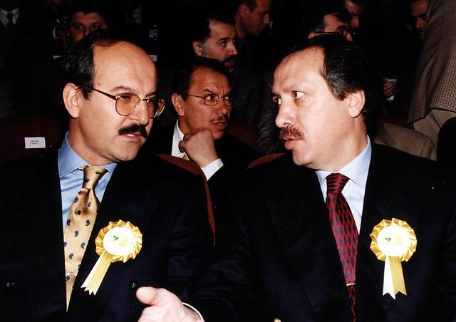 Türkiye siyaseti ve darbeler 125