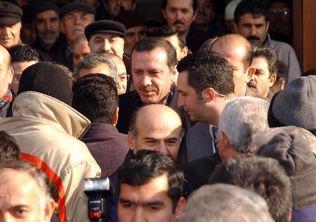 Türkiye siyaseti ve darbeler 137