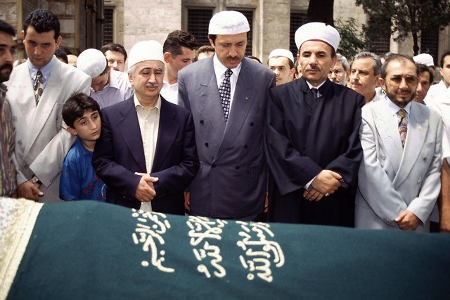 Türkiye siyaseti ve darbeler 144