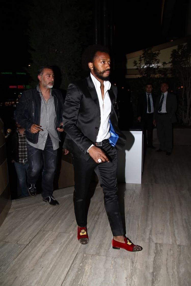 Emre Mor'un kıyafeti sosyal medyayı salladı! 37