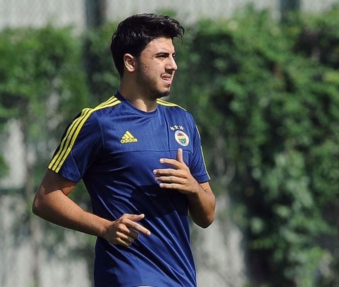 Sosyal medyayı salladı! 'Ozan yaz boşluk bırak...' 9