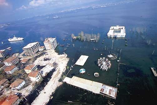 Marmara Depremi'nin 17.yıldönümü 75