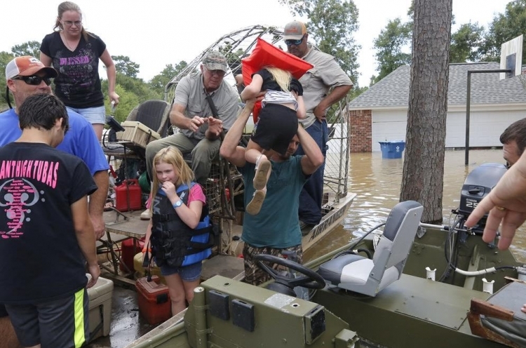 ABD'de sel: 20 bin kişi tahliye edildi 18