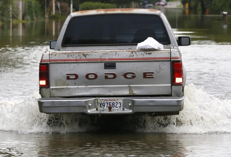 ABD'de sel: 20 bin kişi tahliye edildi 2