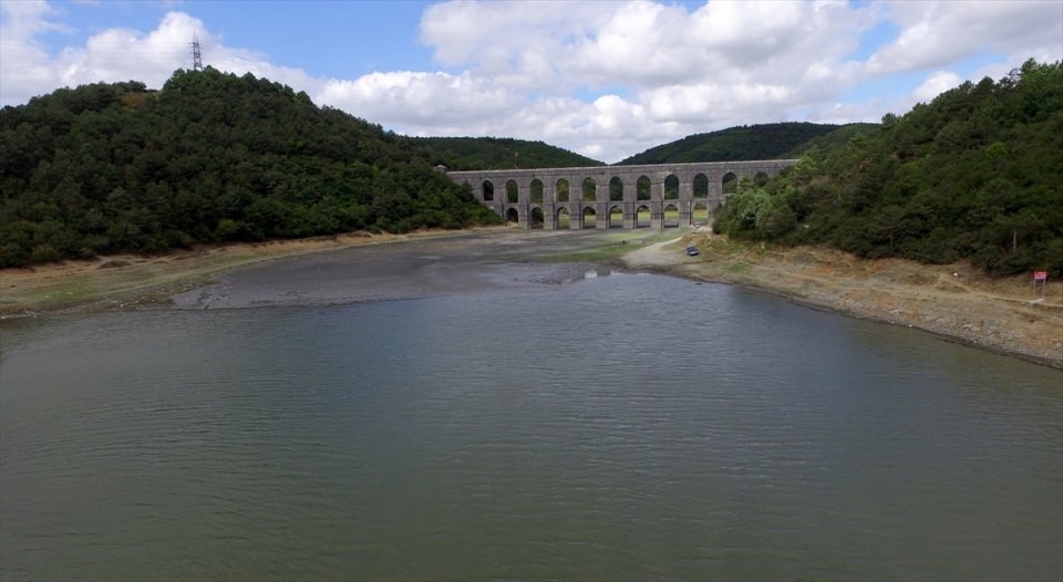 Sular çekilince tamamen ortaya çıktı 13