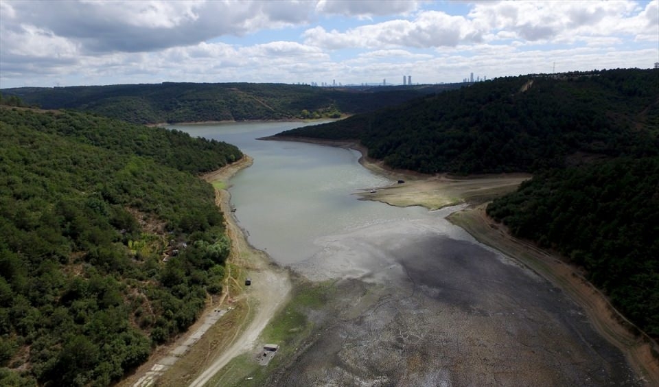 Sular çekilince tamamen ortaya çıktı 16
