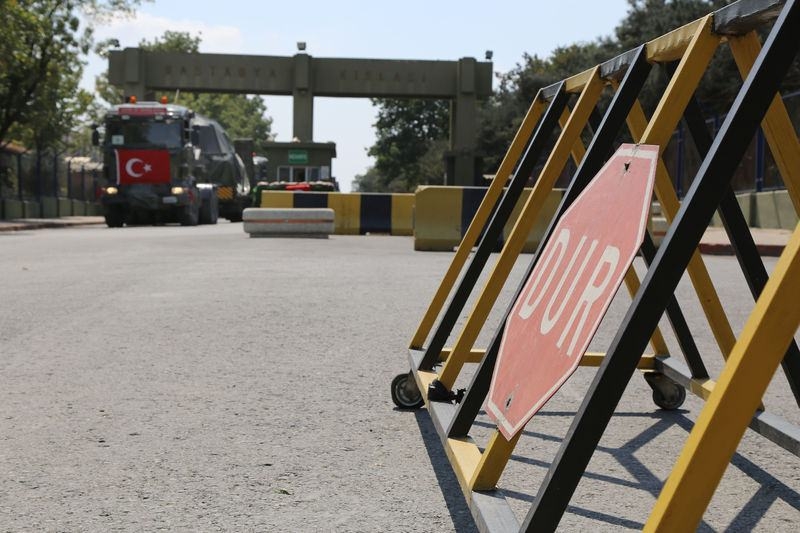 İstanbul'daki kışlalar şehir dışına taşınıyor 13