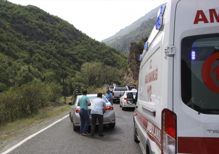 Kılıçdaroğlu'nun konvoyuna saldırı 14
