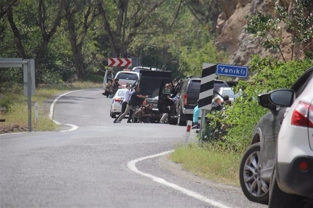 Kılıçdaroğlu'nun konvoyuna saldırı 4