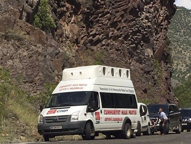 Kılıçdaroğlu'nun konvoyuna saldırı 7