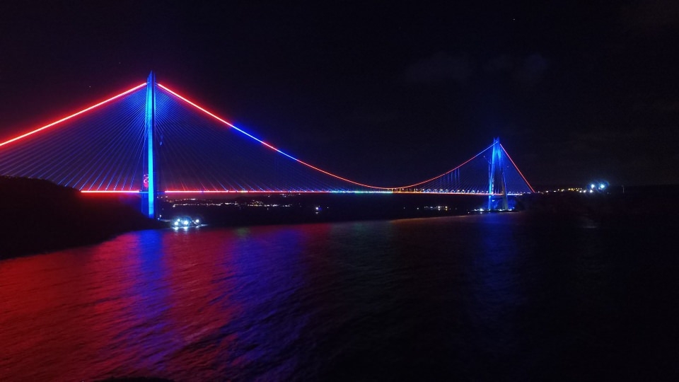 3. Köprü'de dikkat çeken ayrıntı 36