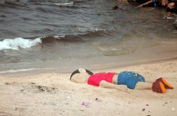 Dünyayı sarsan Aylan bebeğin ölümünün 1. yılı. 9