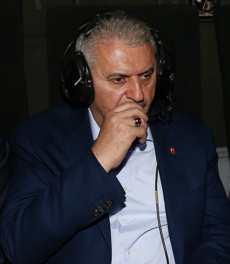 Binali Yıldırım Çukurca Tugay'ını ziyaret etti 11