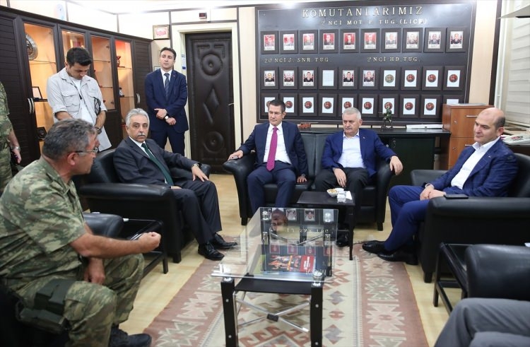 Binali Yıldırım Çukurca Tugay'ını ziyaret etti 5