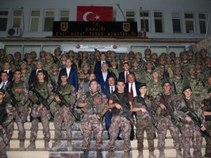 Binali Yıldırım Çukurca Tugay'ını ziyaret etti