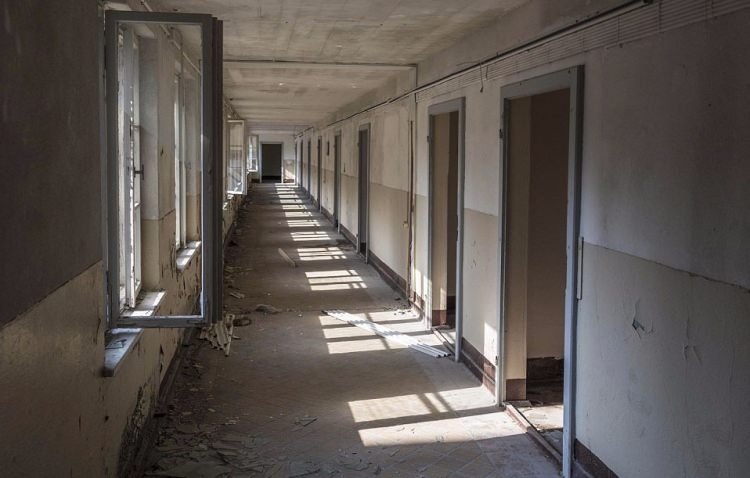 Tek bir ziyaretçisi bile olmayan 10 bin odalı otel 7