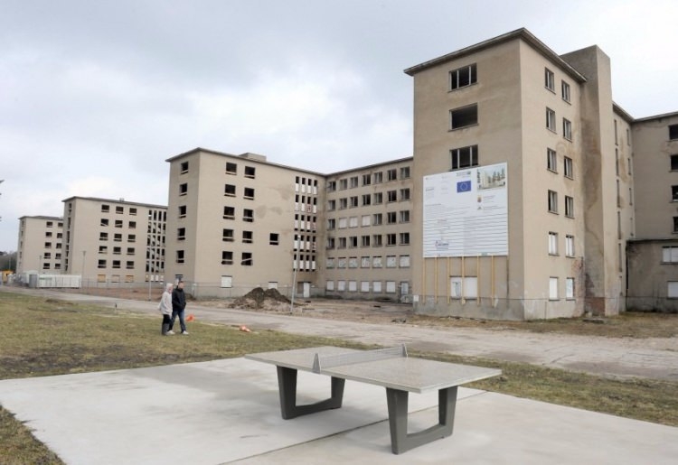 Tek bir ziyaretçisi bile olmayan 10 bin odalı otel 9