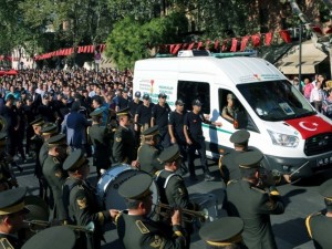 Türkiye şehitlerini uğurluyor