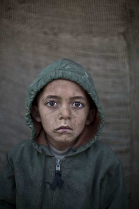 Pakistanlı fotoğrafçıdan masumiyetin yüzleri 14