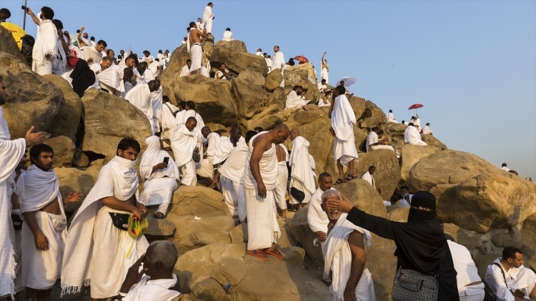 Kabe'den insan manzaraları 101