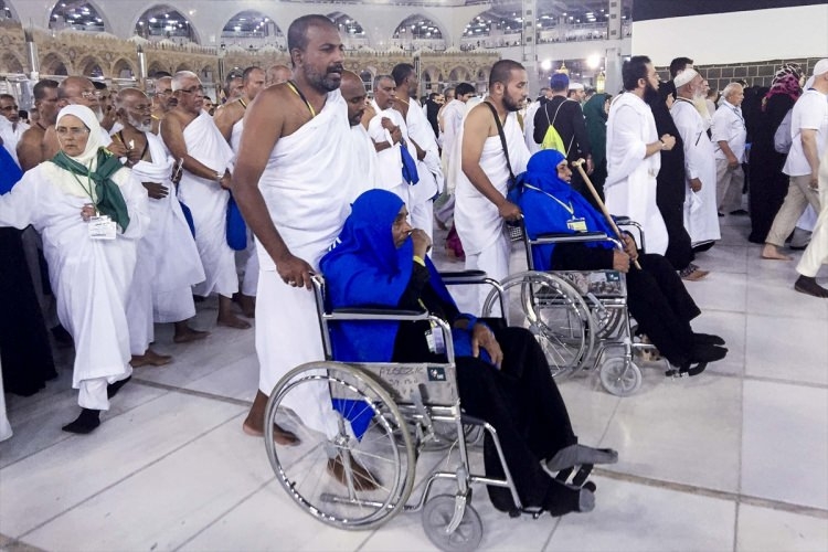 Kabe'den insan manzaraları 105