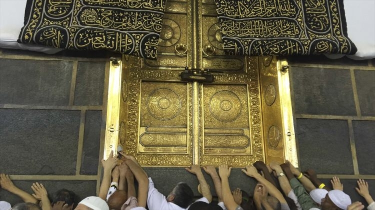 Kabe'den insan manzaraları 110