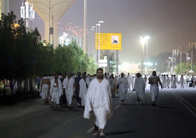 Kabe'den insan manzaraları 112