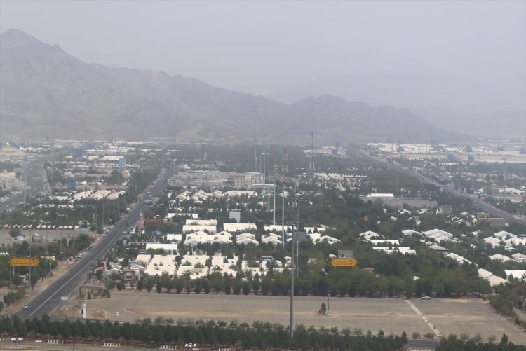 Kabe'den insan manzaraları 113