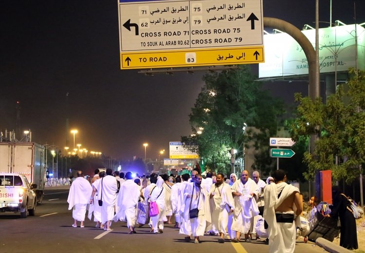 Kabe'den insan manzaraları 116