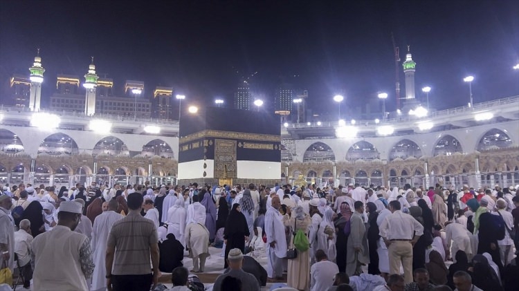 Kabe'den insan manzaraları 37