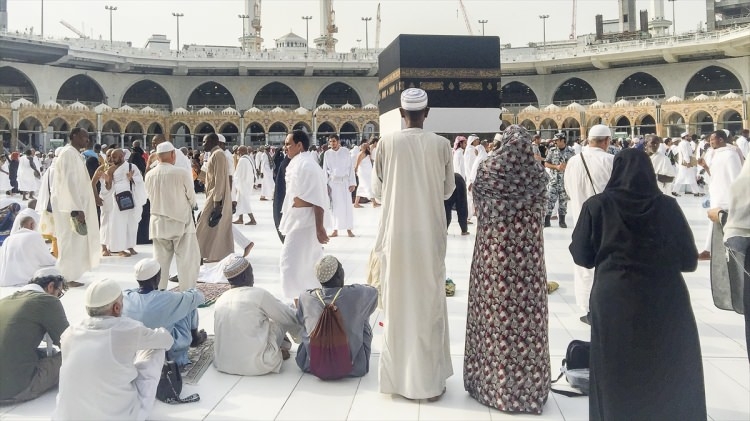 Kabe'den insan manzaraları 39