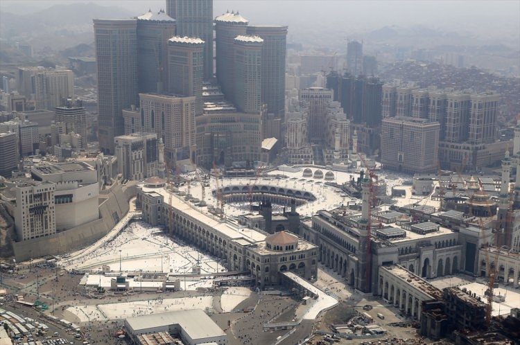 Kabe'den insan manzaraları 62