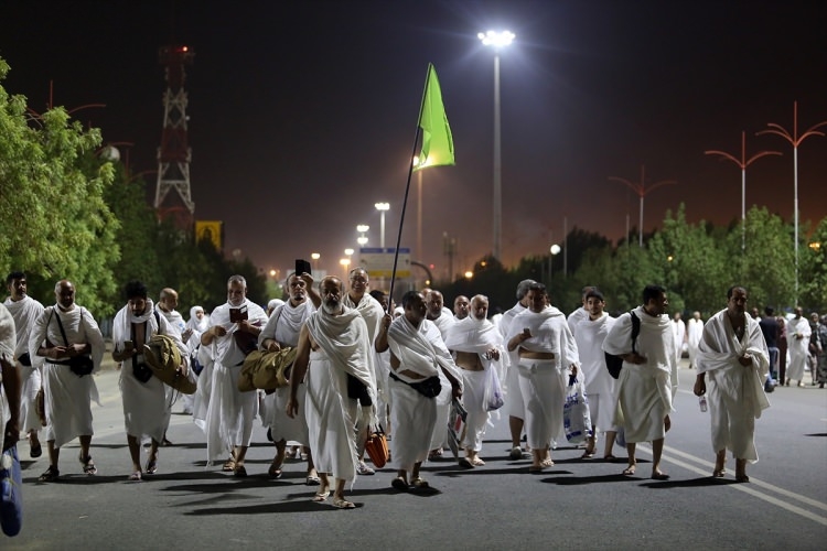 Kabe'den insan manzaraları 69