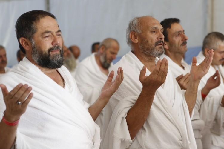 Kabe'den insan manzaraları 76