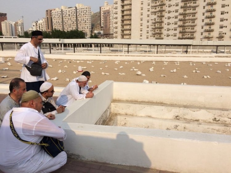 Kabe'den insan manzaraları 77