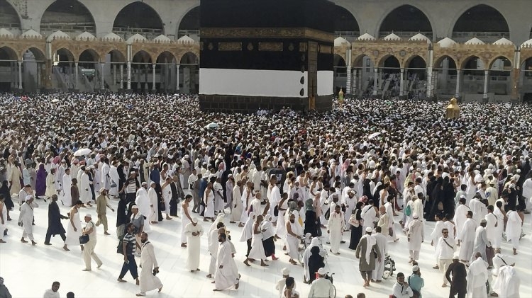 Kabe'den insan manzaraları 78