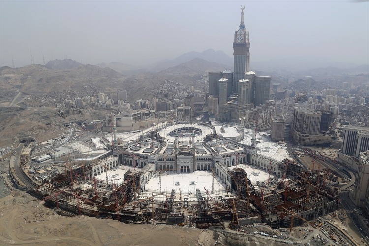 Kabe'den insan manzaraları 79