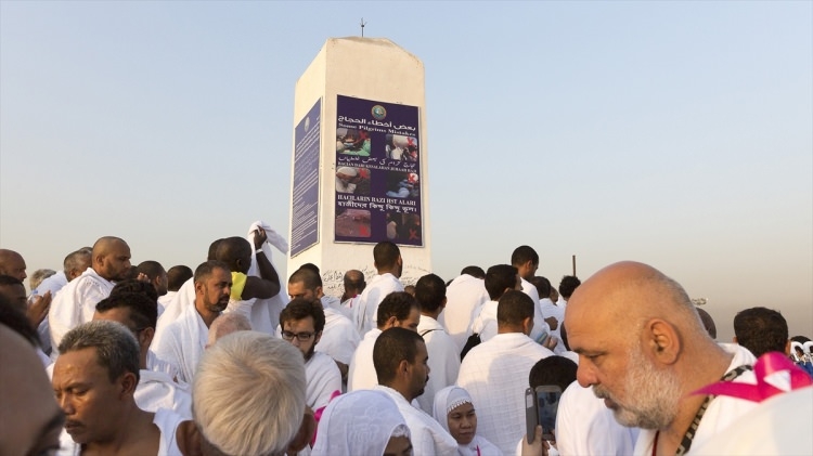 Kabe'den insan manzaraları 91