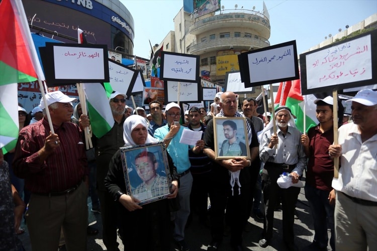 Kabe'den insan manzaraları 93