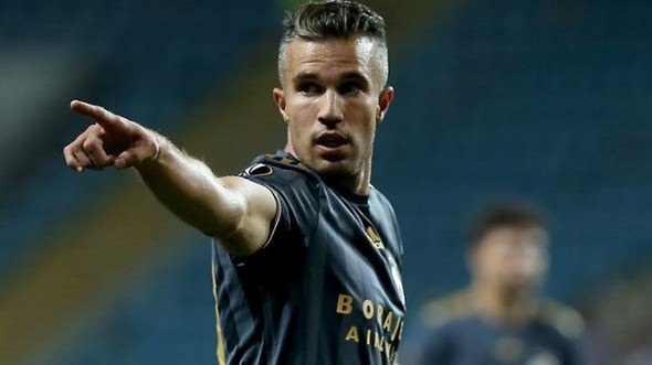 F.Bahçe'de deprem! 3 isim bir daha oynamayacak 5