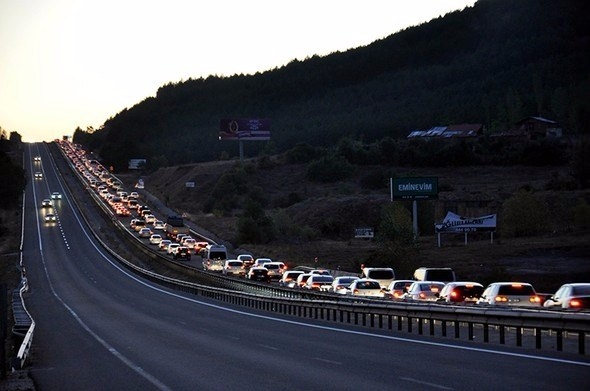 Tatilin 7 gününde kaza bilançosu: 60 ölü, 371 yaralı 5