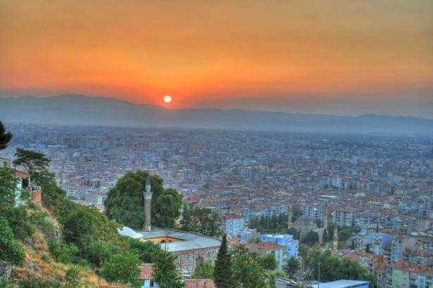 Hangi ilde kaç öğretmen ihraç edildi? 57