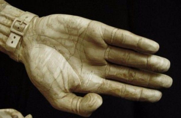 Evini samandan yaptı 107